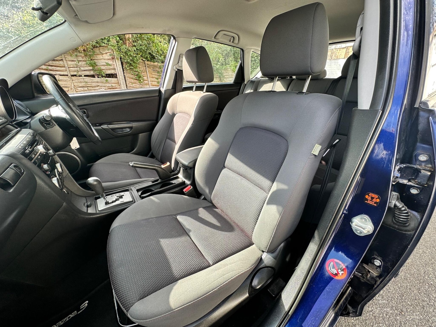 Used Mazda Mazda3 2008 for sale - 76108451: Photo 73