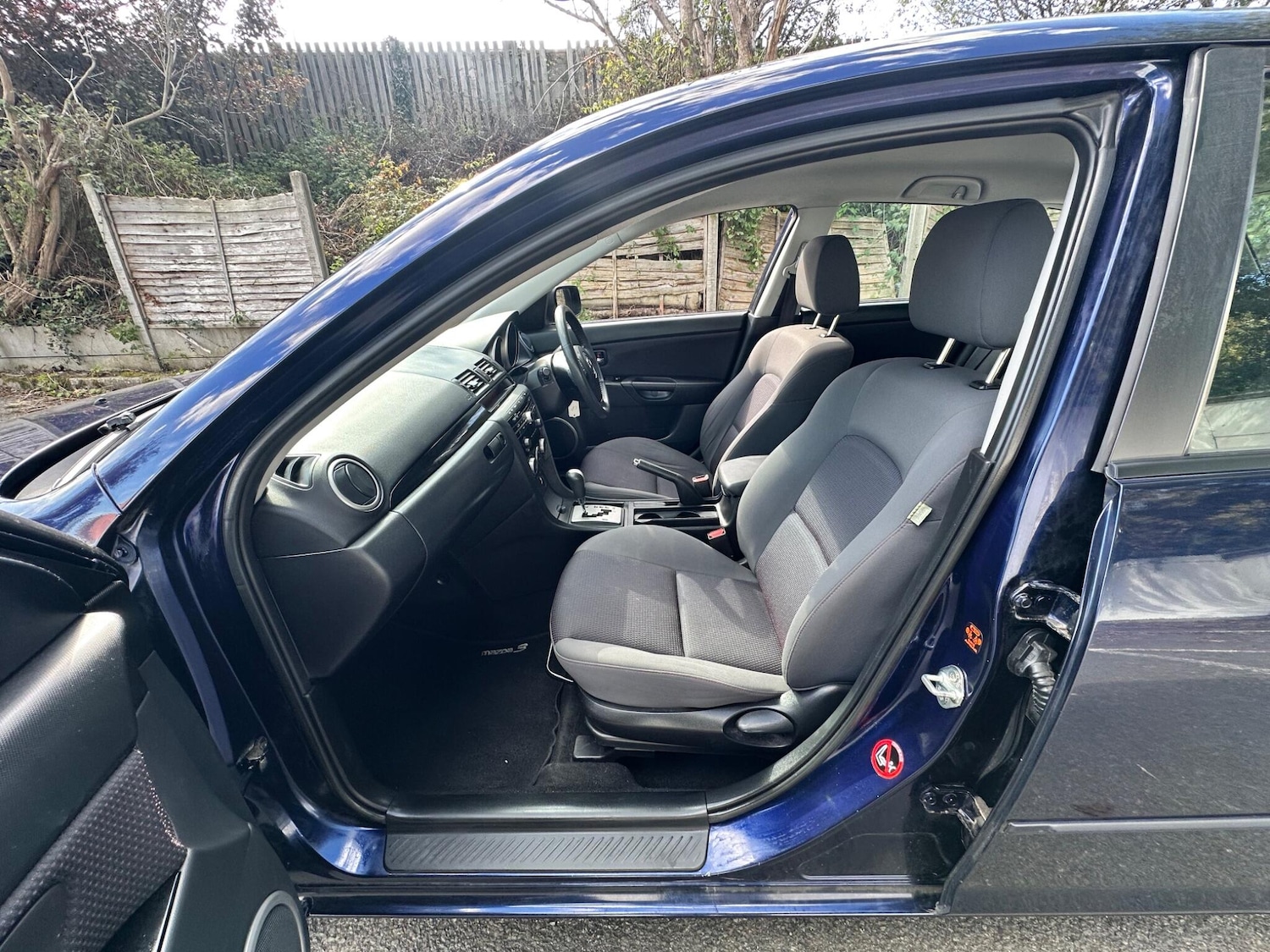 Used Mazda Mazda3 2008 for sale - 76108451: Photo 74