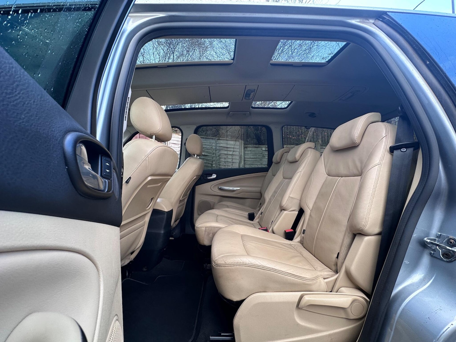 Used Ford Galaxy 2013 for sale - 76800941: Photo 12