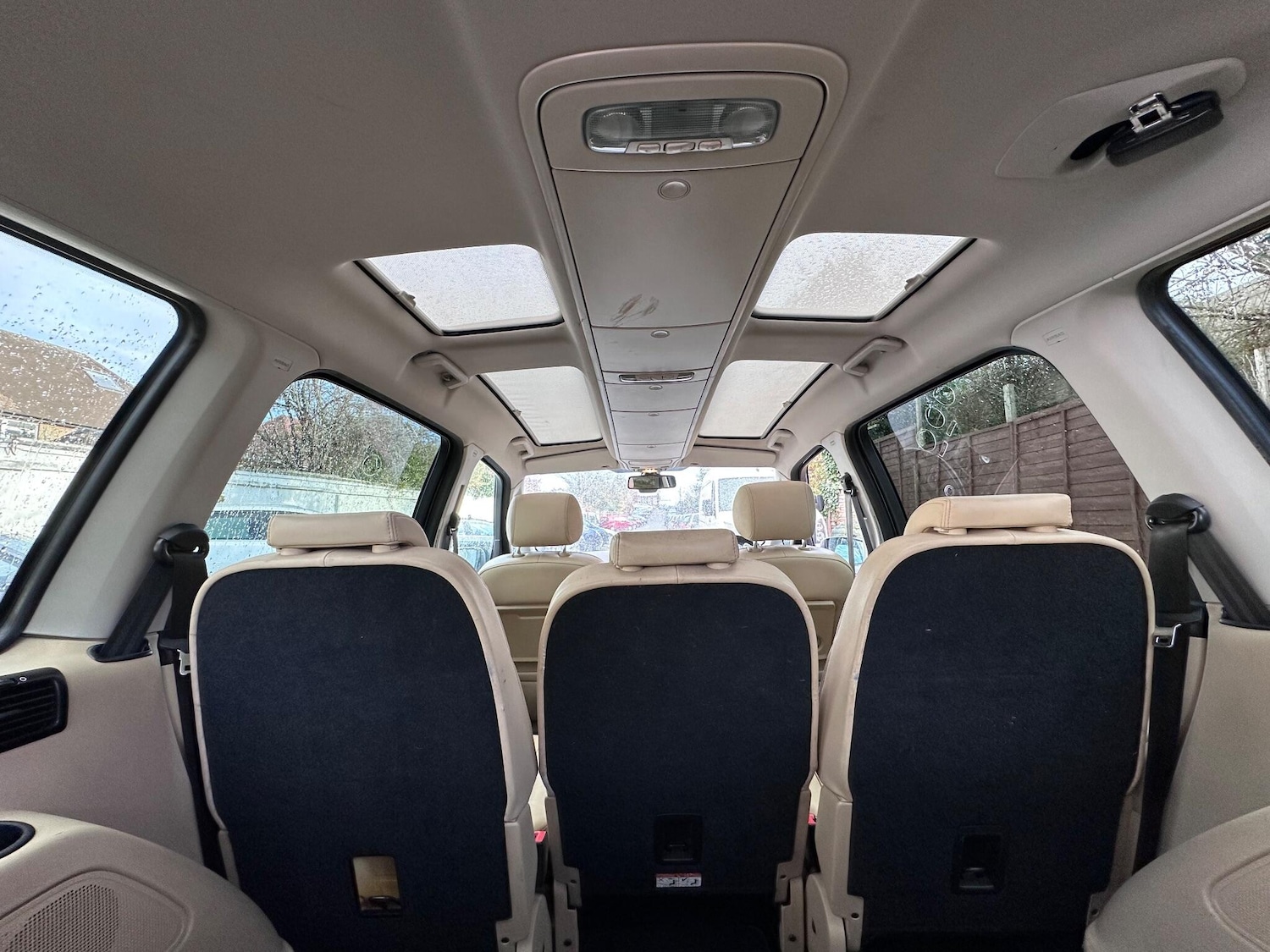 Used Ford Galaxy 2013 for sale - 76800941: Photo 5