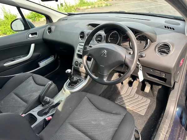 Used Peugeot 308 SW 2012 for sale - 74508806: Photo 20