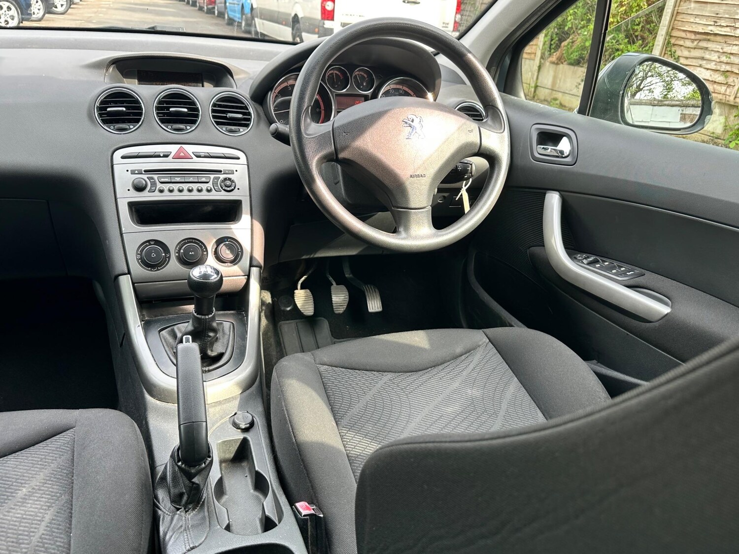 Vehicle 28