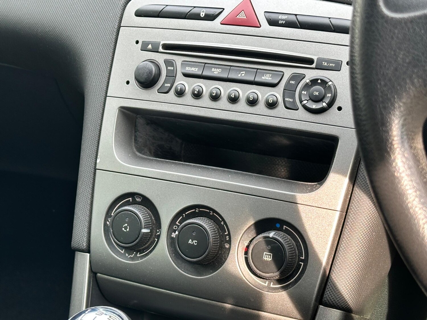 Vehicle 33