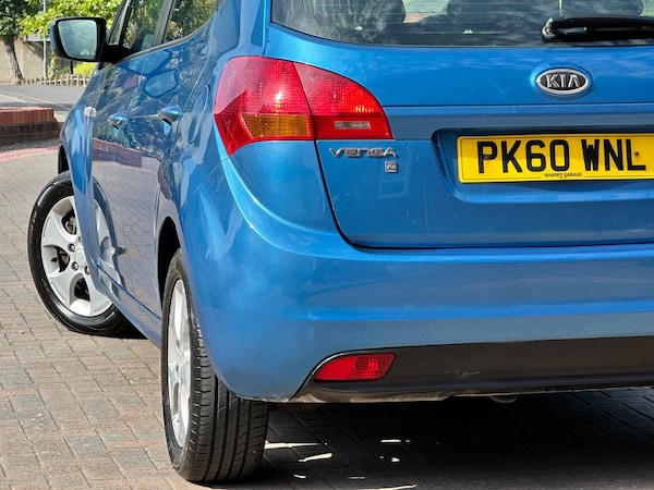 Used Kia Venga 2010 for sale - 75539407: Photo 14