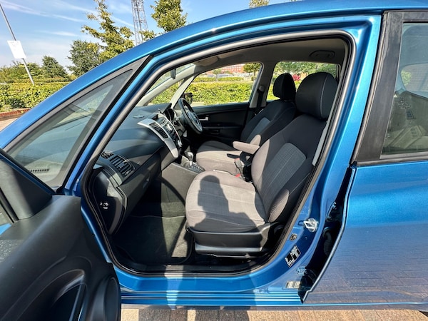 Used Kia Venga 2010 for sale - 75539407: Photo 76