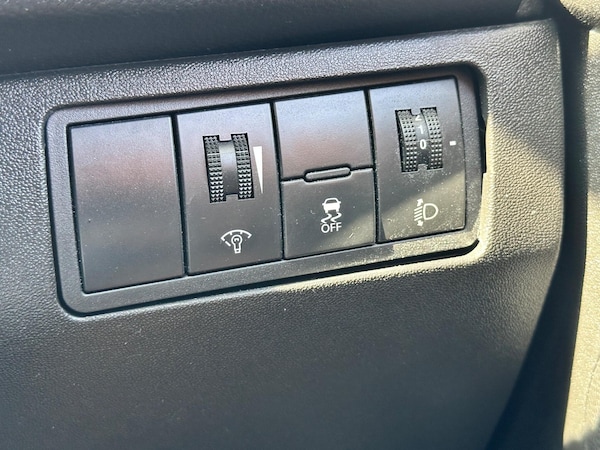 Used Kia Venga 2010 for sale - 75539407: Photo 94