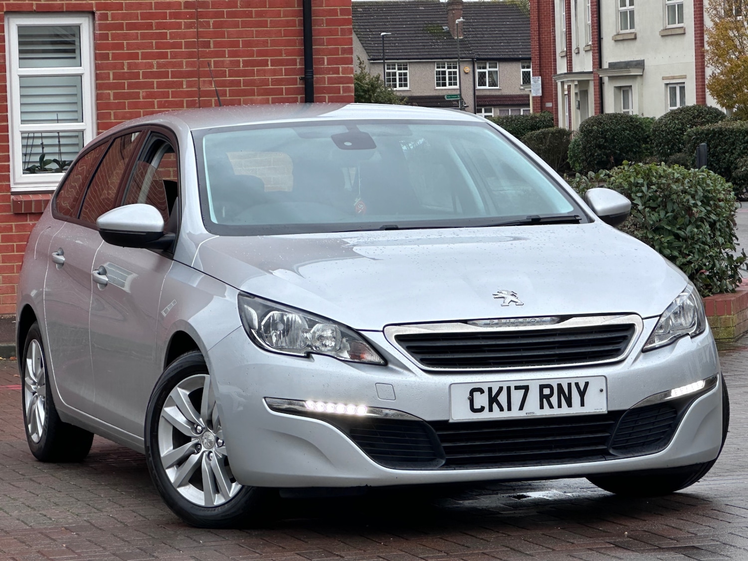 Used Peugeot 308 2017 for sale - 77329303: Photo 12