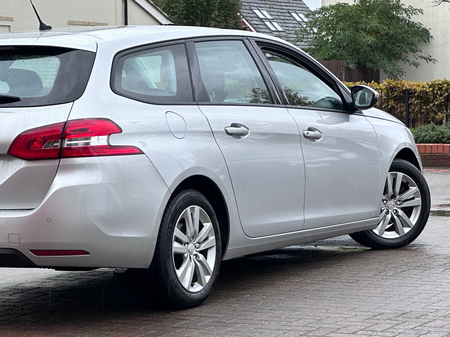 Used Peugeot 308 2017 for sale - 77329303: Photo 21