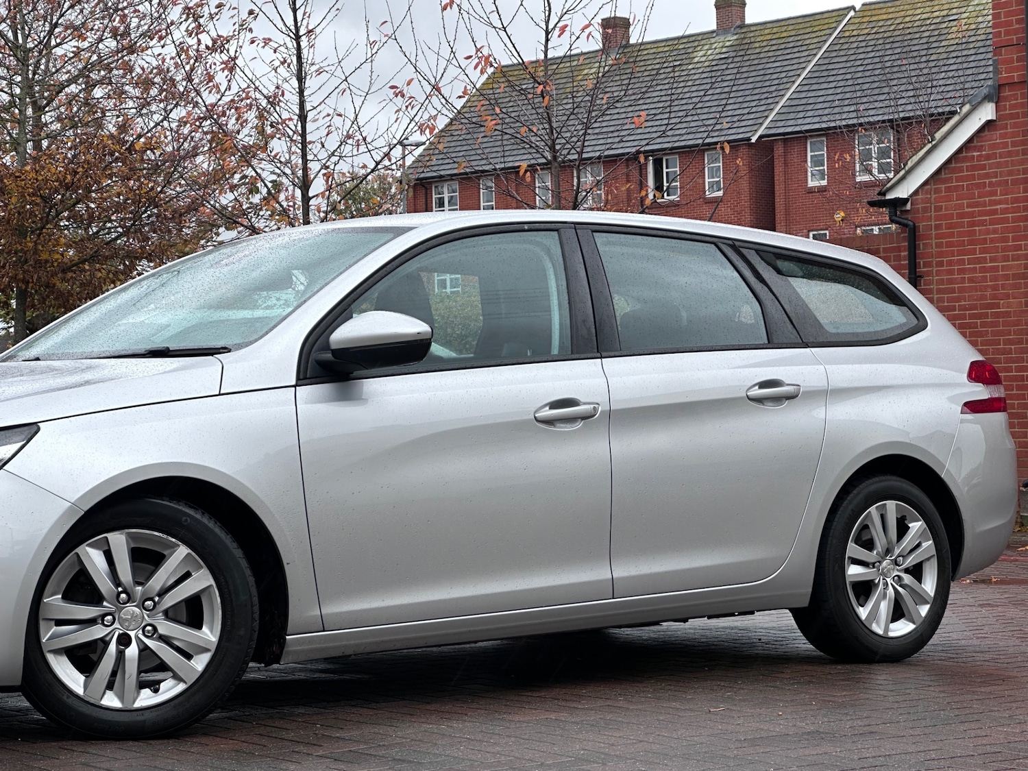 Used Peugeot 308 2017 for sale - 77329303: Photo 22