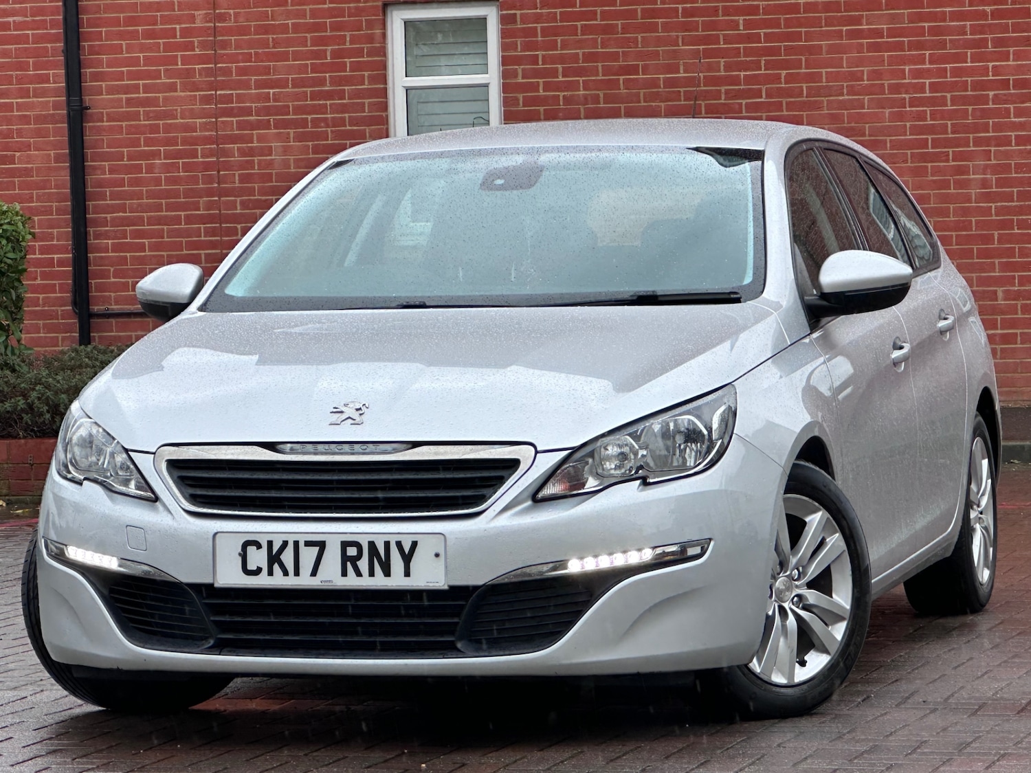 Used Peugeot 308 2017 for sale - 77329303: Photo 25