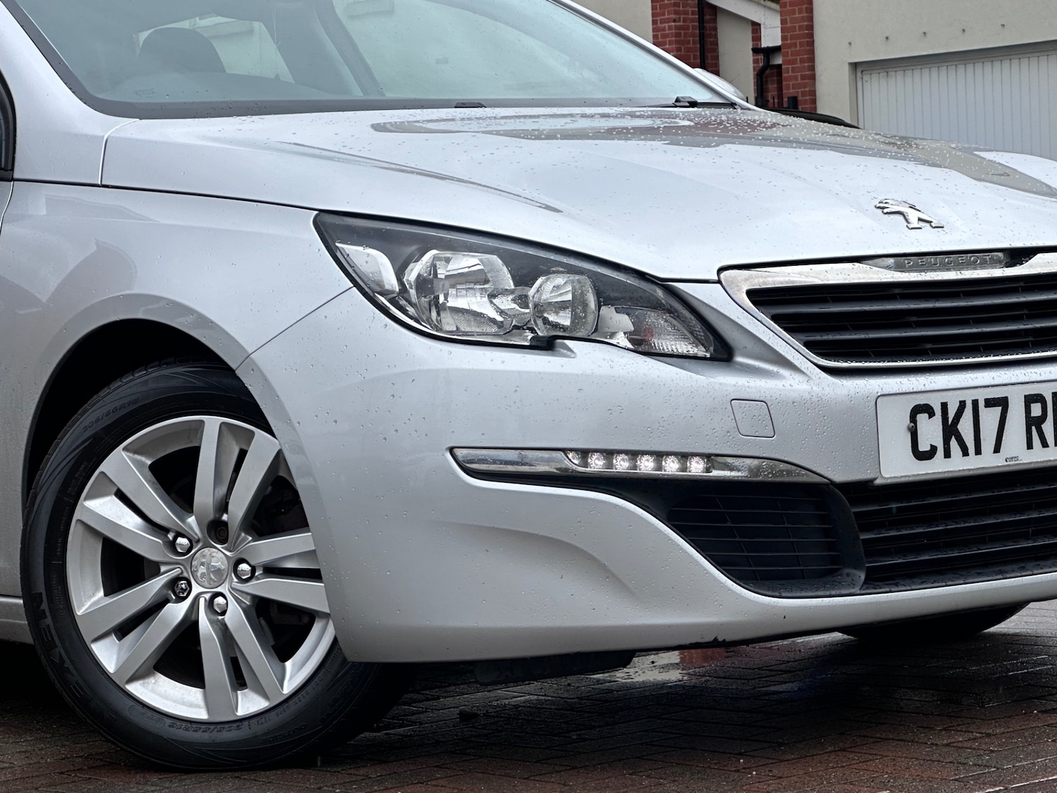 Used Peugeot 308 2017 for sale - 77329303: Photo 3