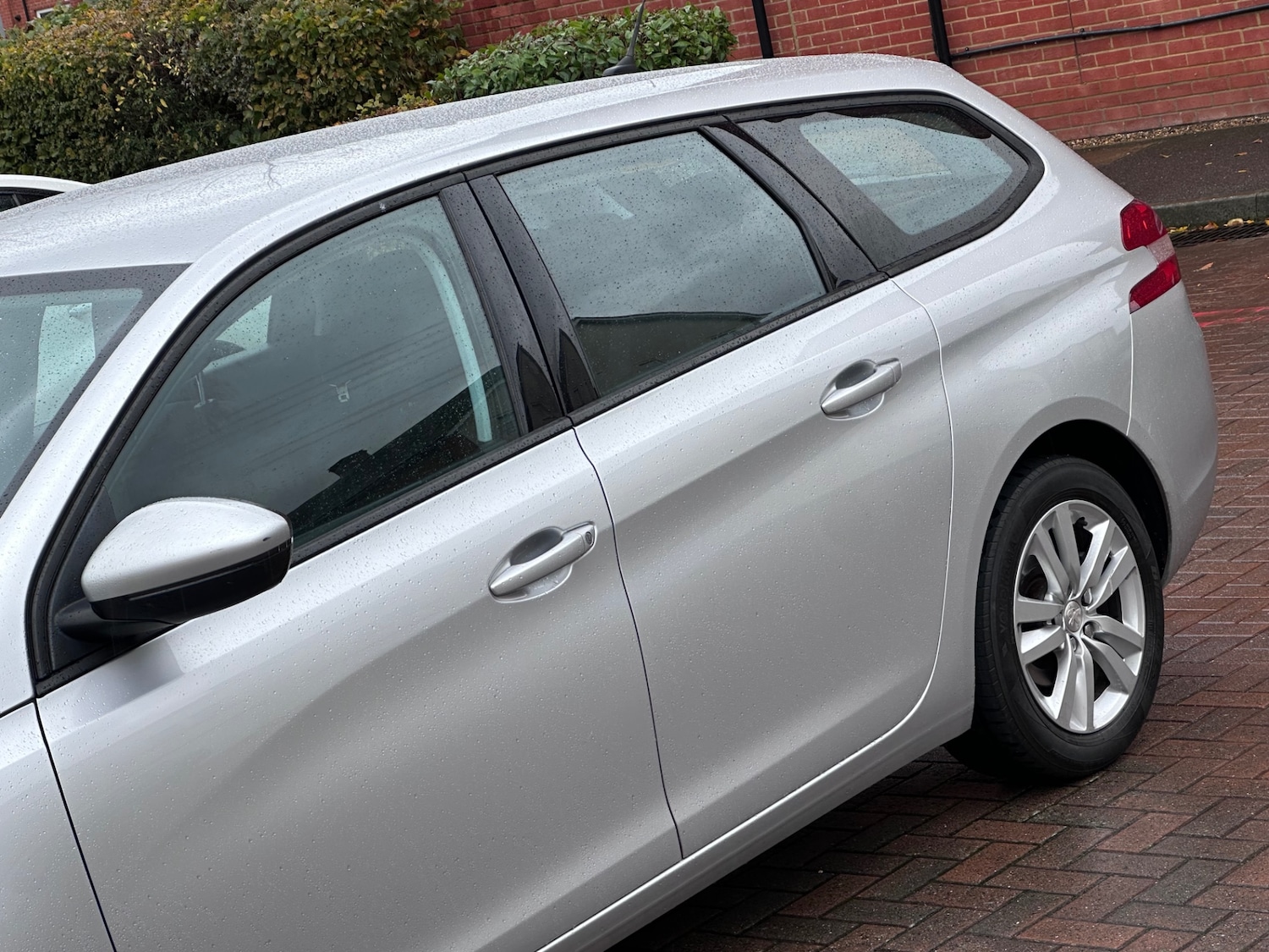 Used Peugeot 308 2017 for sale - 77329303: Photo 31