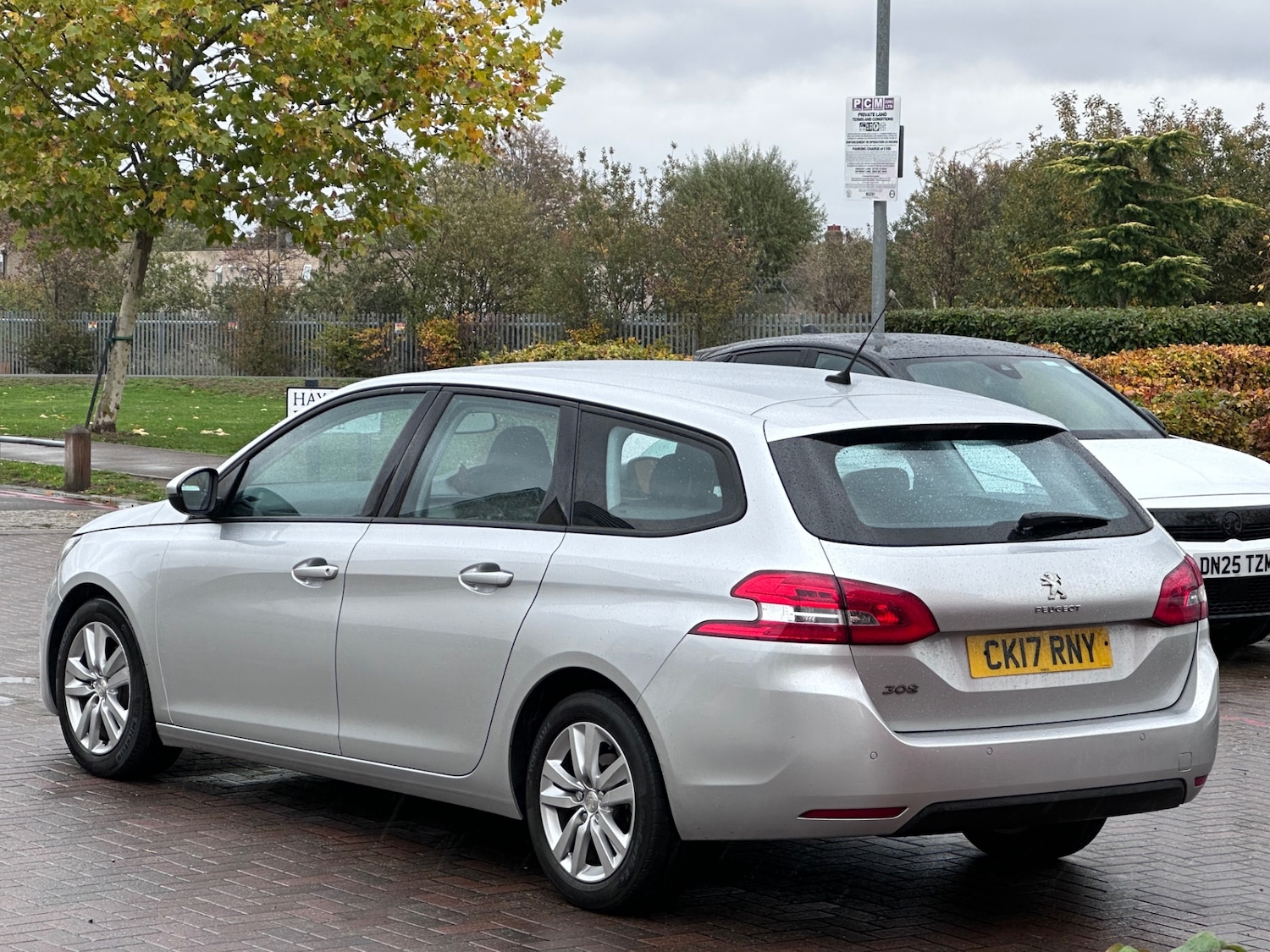 Used Peugeot 308 2017 for sale - 77329303: Photo 39