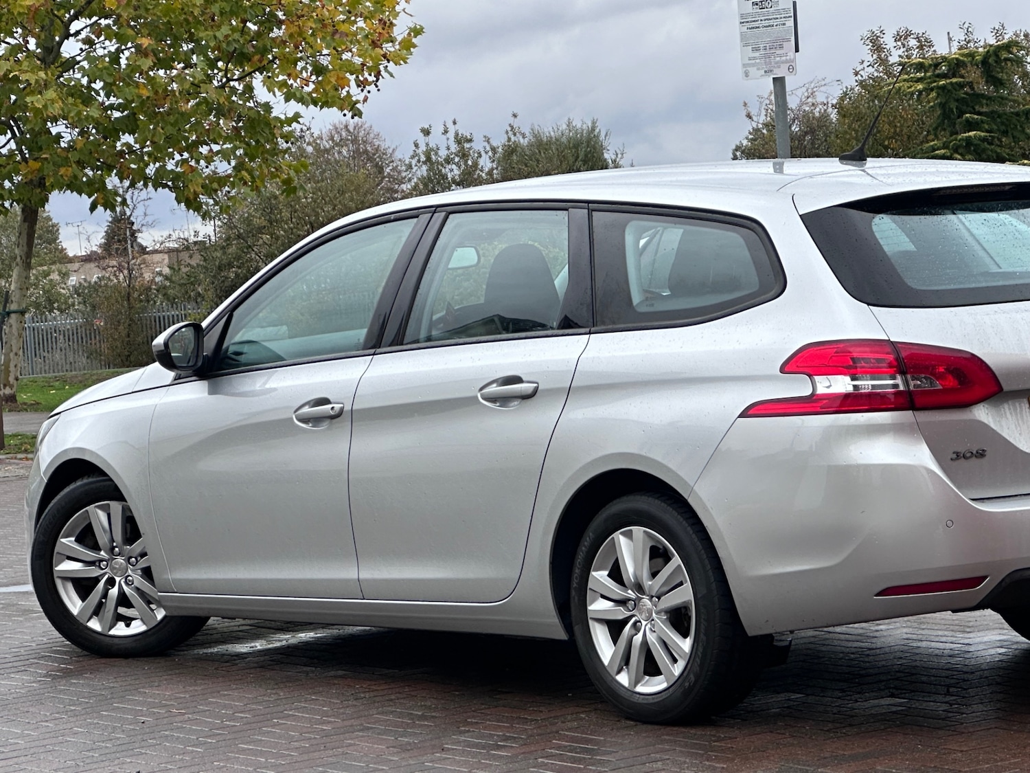 Used Peugeot 308 2017 for sale - 77329303: Photo 8