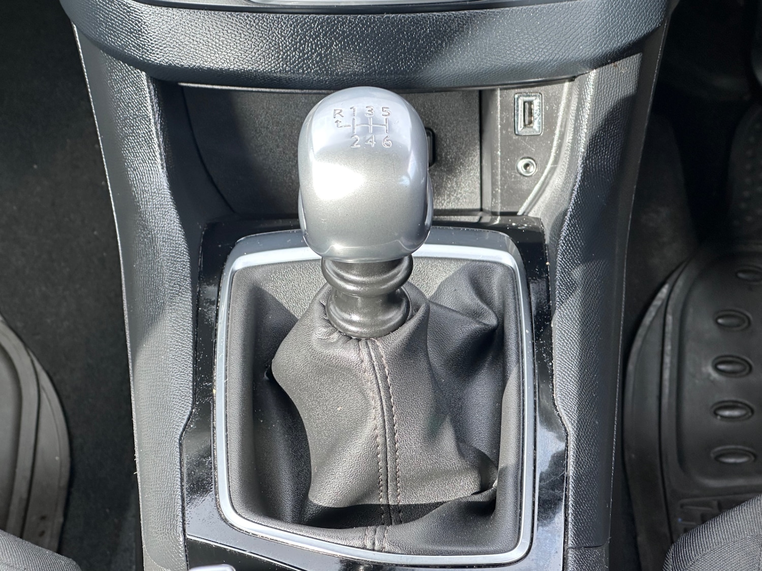 Used Peugeot 308 2017 for sale - 77329303: Photo 95