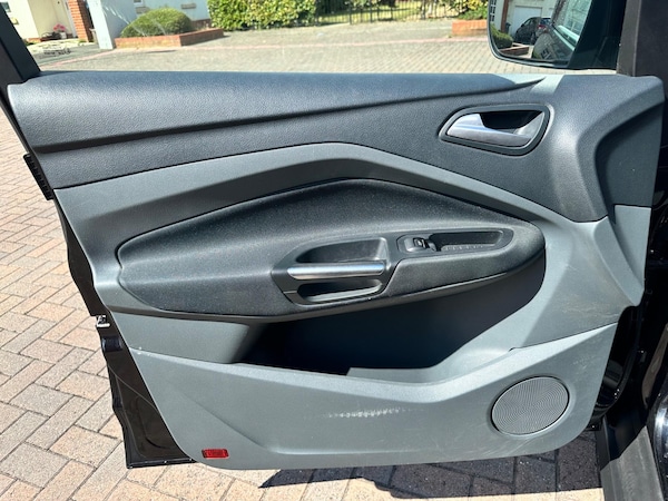 Used Ford C-Max 2013 for sale - 76189923: Photo 93
