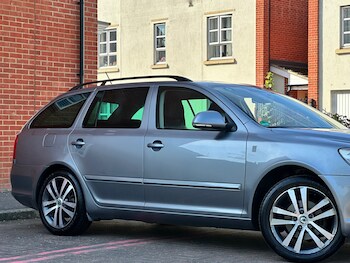 Used Skoda Octavia undefined for sale - 77329364: Photo