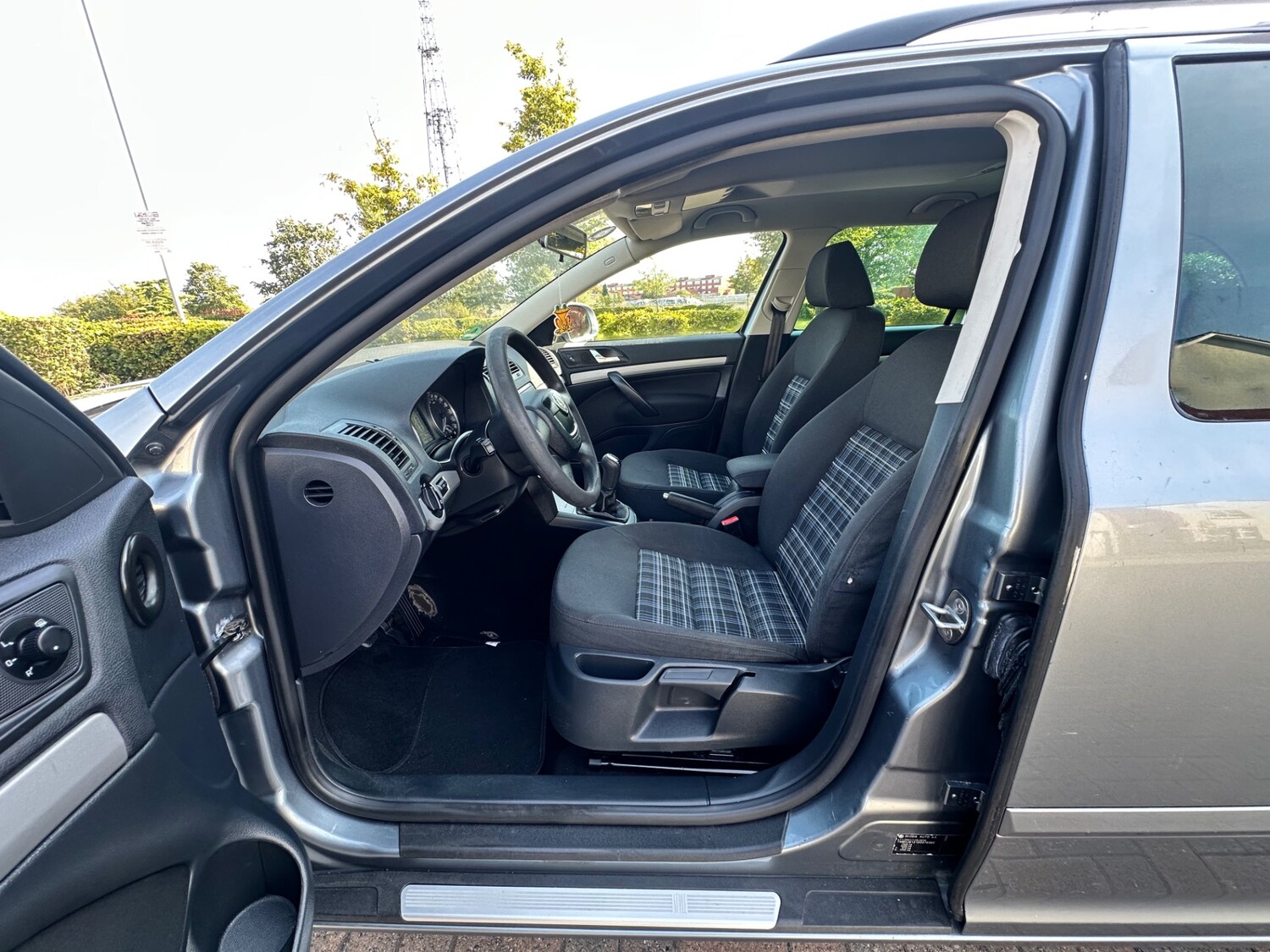 Used Skoda Octavia 2013 for sale - 77329364: Photo 63