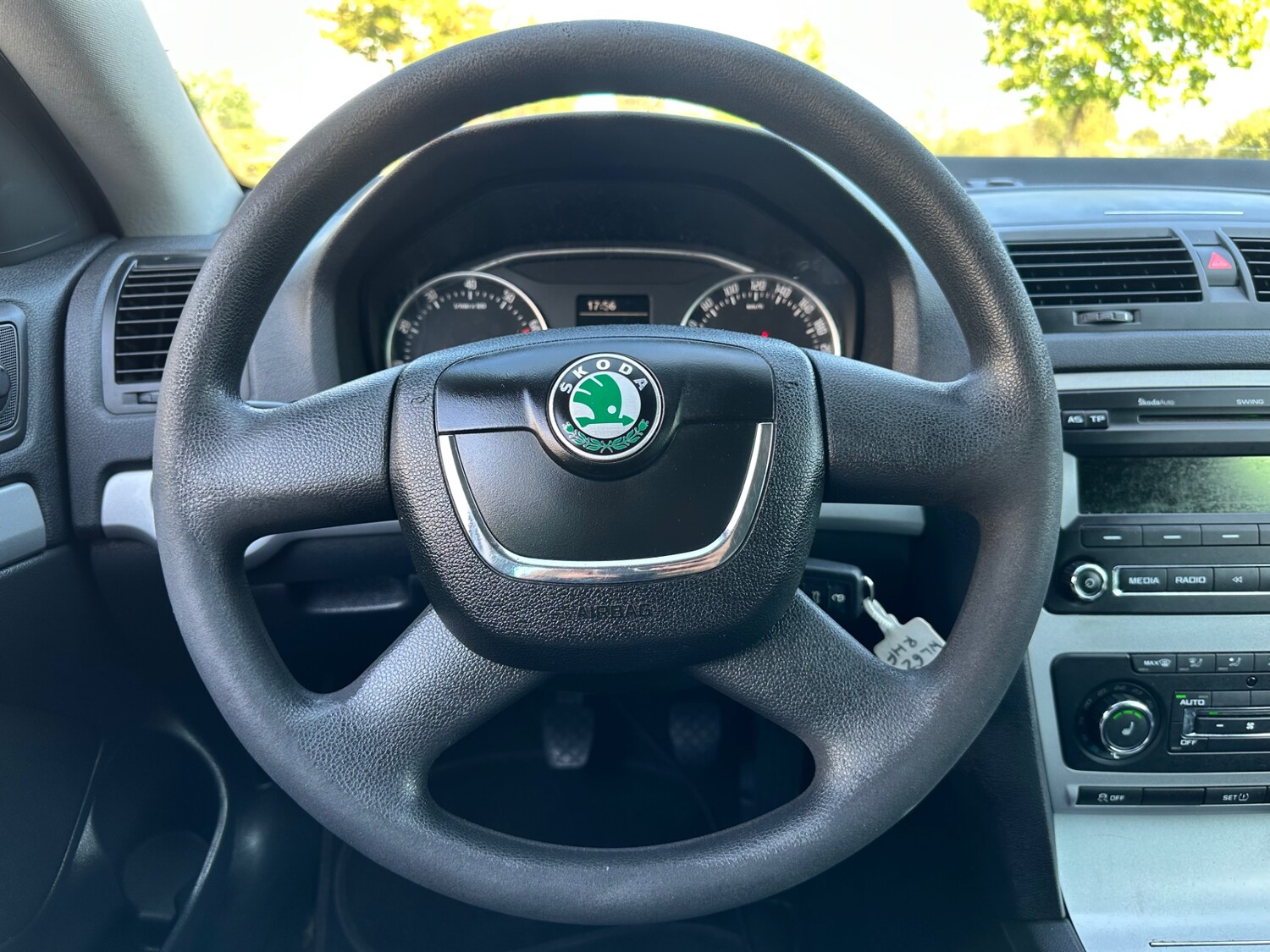 Used Skoda Octavia 2013 for sale - 77329364: Photo 95