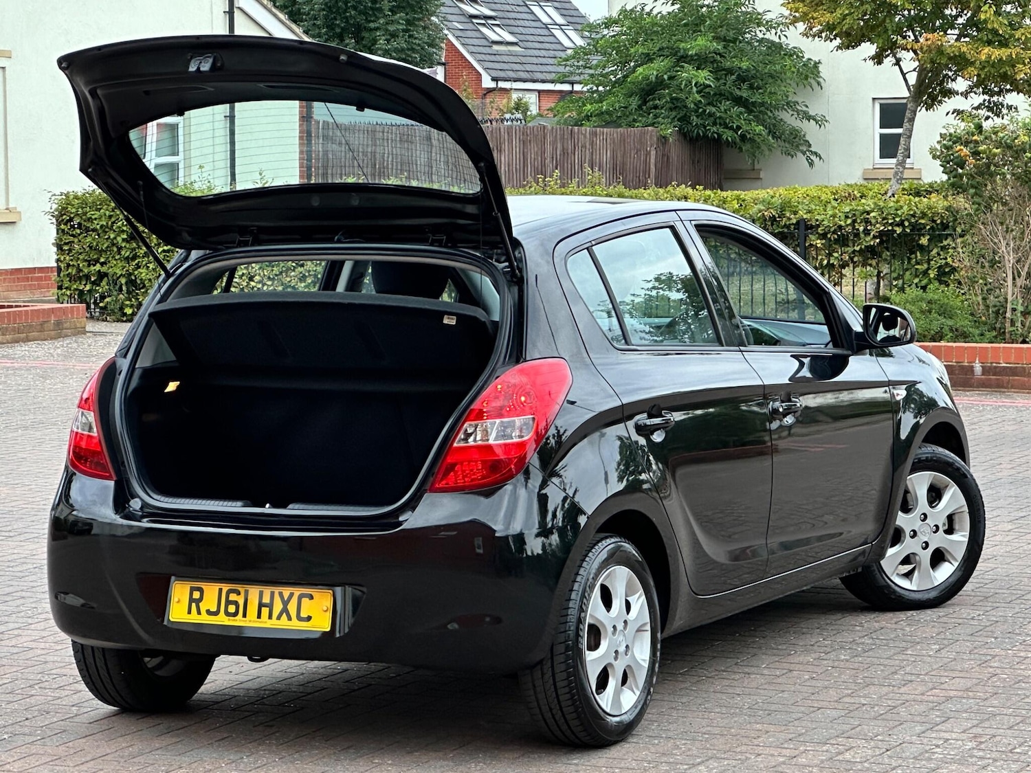 Vehicle 29