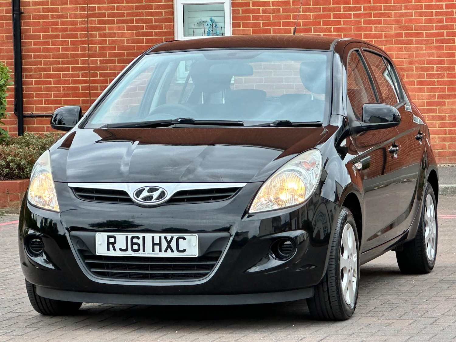 Vehicle 33