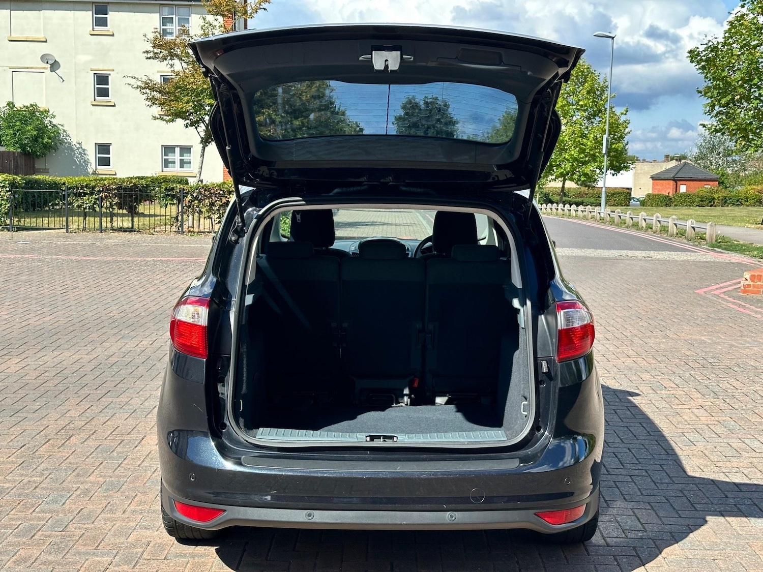 Vehicle 99