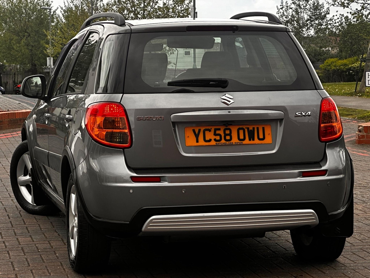 Vehicle 33