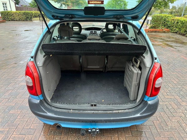 Used Citroen Xsara Picasso 2002 for sale - 75051892: Photo 18