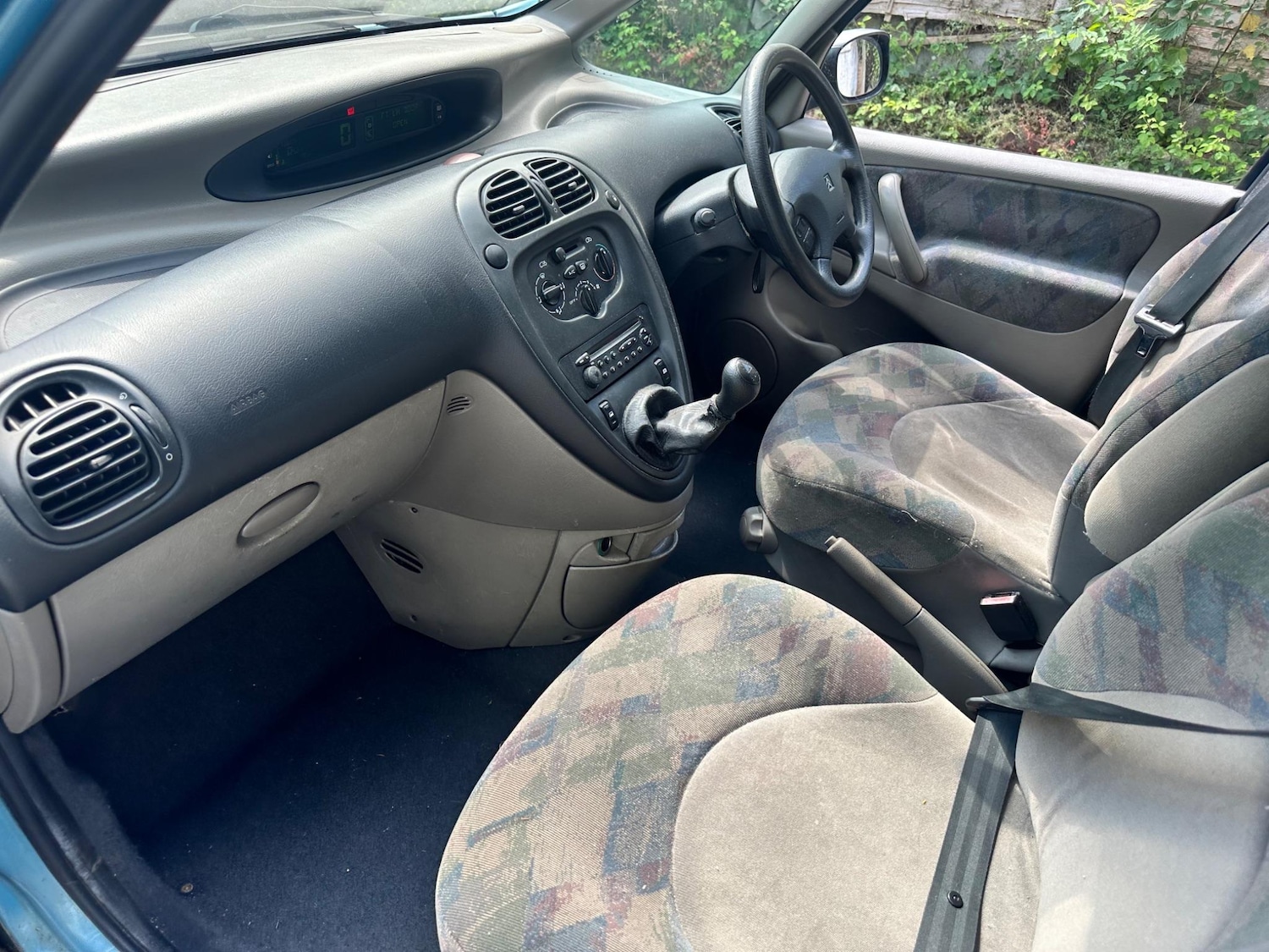 Vehicle 28