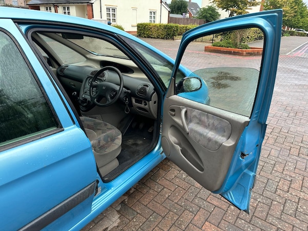 Used Citroen Xsara Picasso 2002 for sale - 75051892: Photo 35