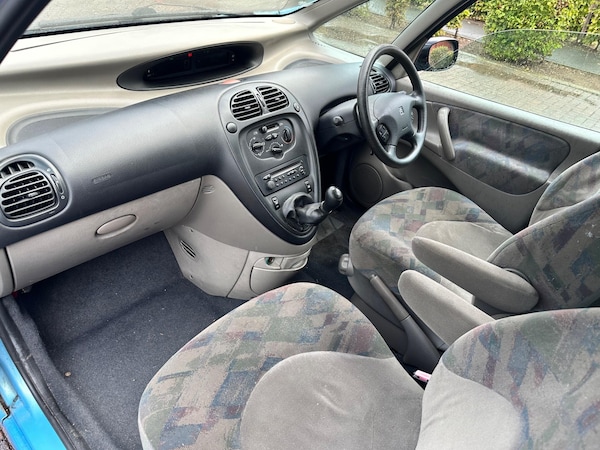 Used Citroen Xsara Picasso 2002 for sale - 75051892: Photo 36