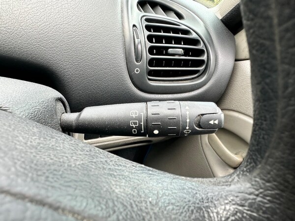 Used Citroen Xsara Picasso 2002 for sale - 75051892: Photo 57