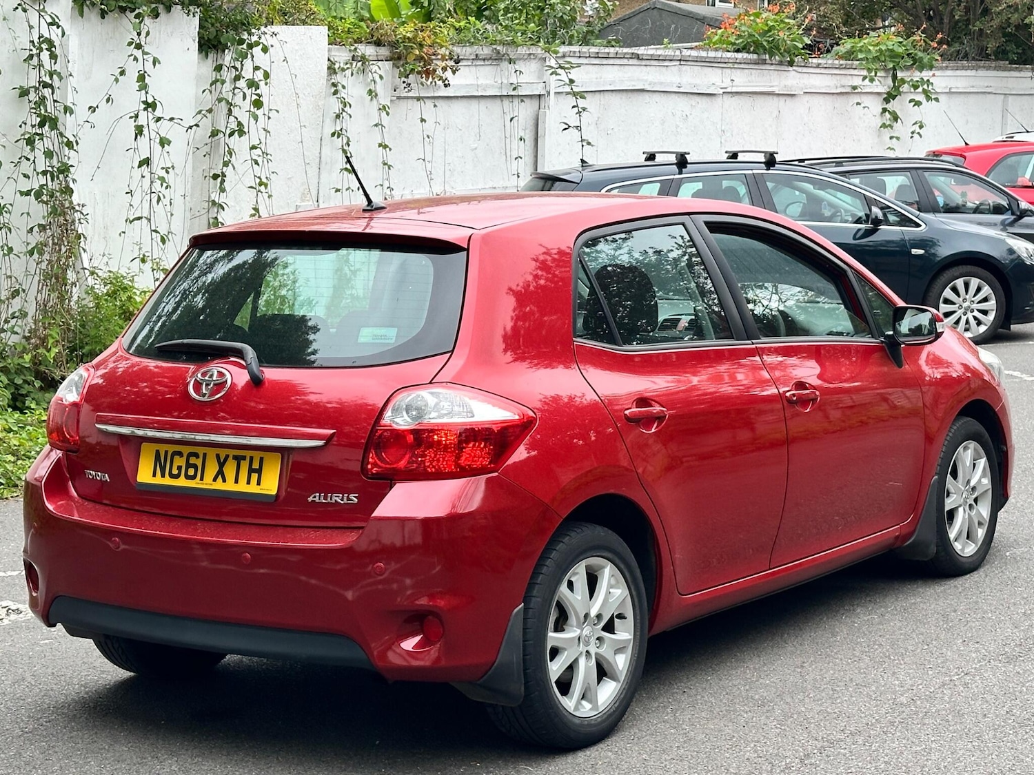 Vehicle 33
