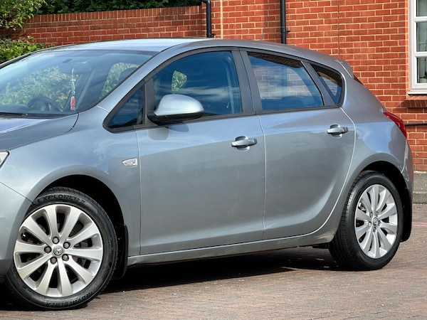 Used Vauxhall Astra 2011 for sale - 74959004: Photo 11