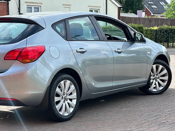 Used Vauxhall Astra 2011 for sale - 74959004: Photo 24