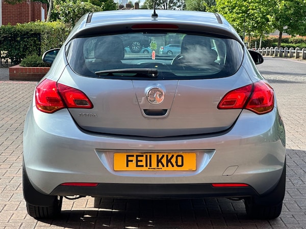 Used Vauxhall Astra 2011 for sale - 74959004: Photo 38