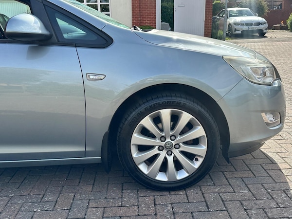 Used Vauxhall Astra 2011 for sale - 74959004: Photo 41