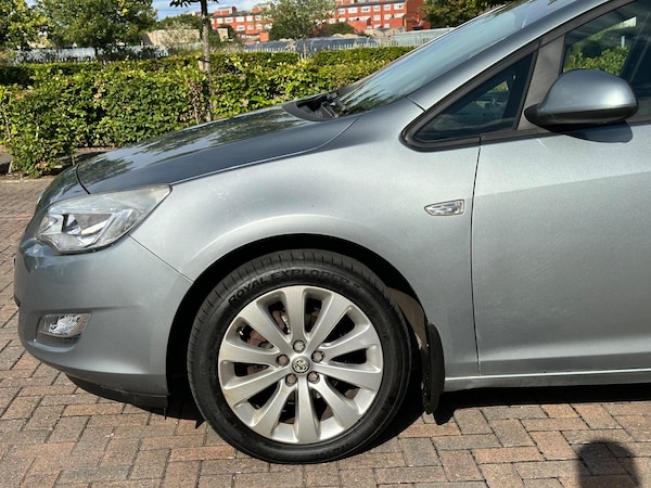 Used Vauxhall Astra 2011 for sale - 74959004: Photo 46
