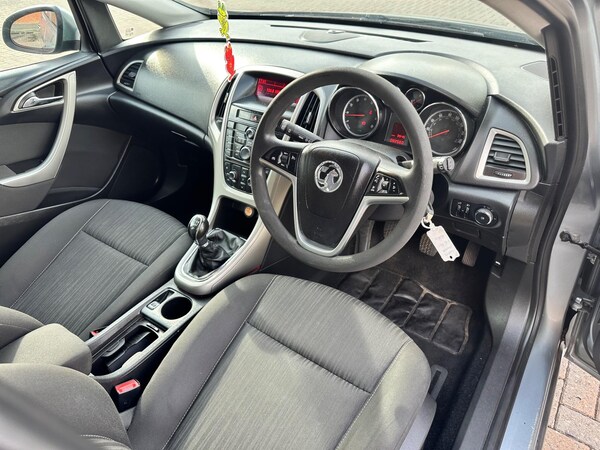 Used Vauxhall Astra 2011 for sale - 74959004: Photo 63