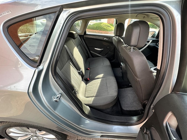 Used Vauxhall Astra 2011 for sale - 74959004: Photo 67