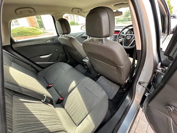 Used Vauxhall Astra 2011 for sale - 74959004: Photo 68