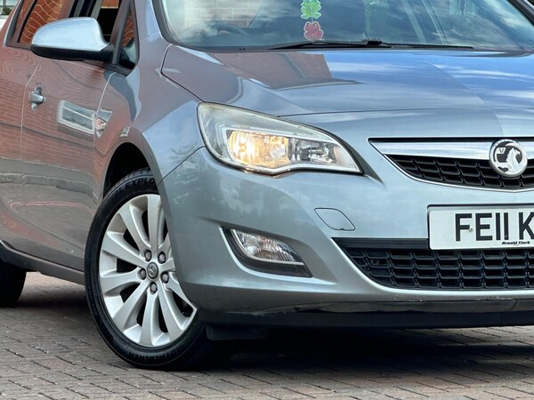 Used Vauxhall Astra 2011 for sale - 74959004: Photo 6