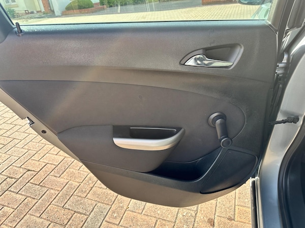 Used Vauxhall Astra 2011 for sale - 74959004: Photo 79