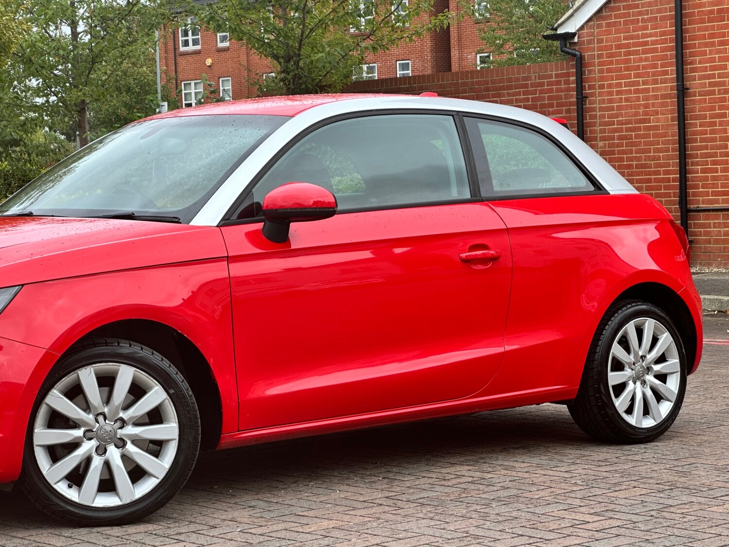 Used Audi A1 2011 for sale - 77329574: Photo 13