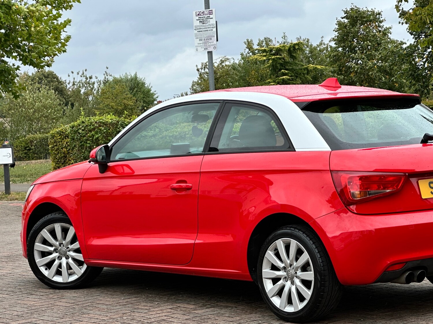 Used Audi A1 2011 for sale - 77329574: Photo 8