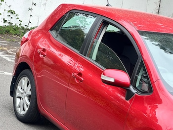 Used Toyota Auris 2011 for sale - 75634872: Photo