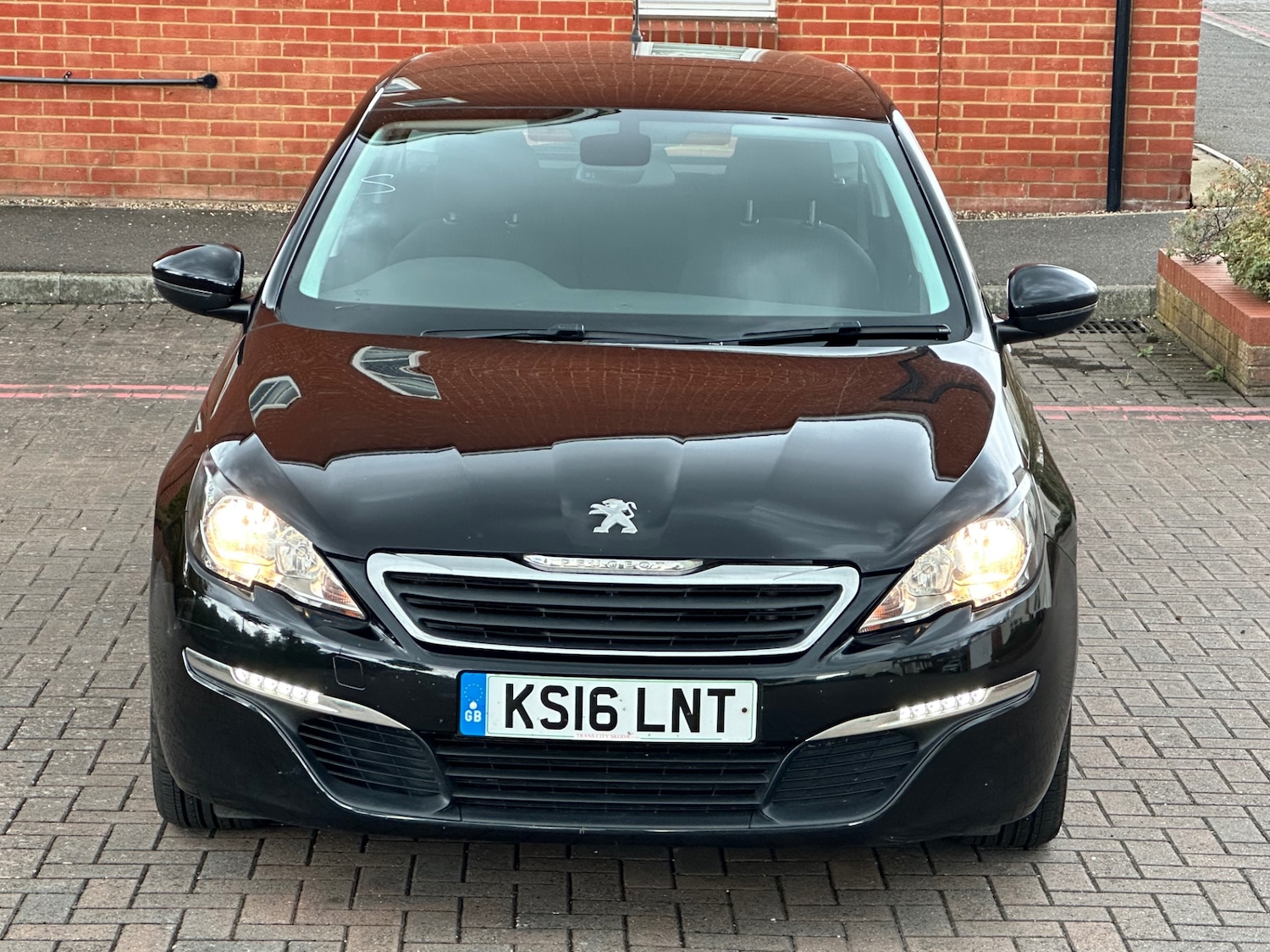 Used Peugeot 308 2016 for sale - 77329508: Photo 10