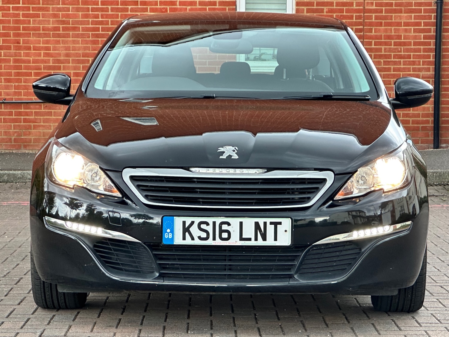 Used Peugeot 308 2016 for sale - 77329508: Photo 11