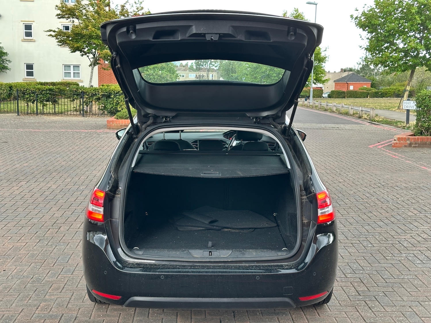 Used Peugeot 308 2016 for sale - 77329508: Photo 4