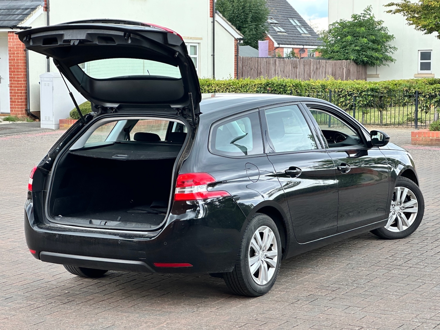 Used Peugeot 308 2016 for sale - 77329508: Photo 5